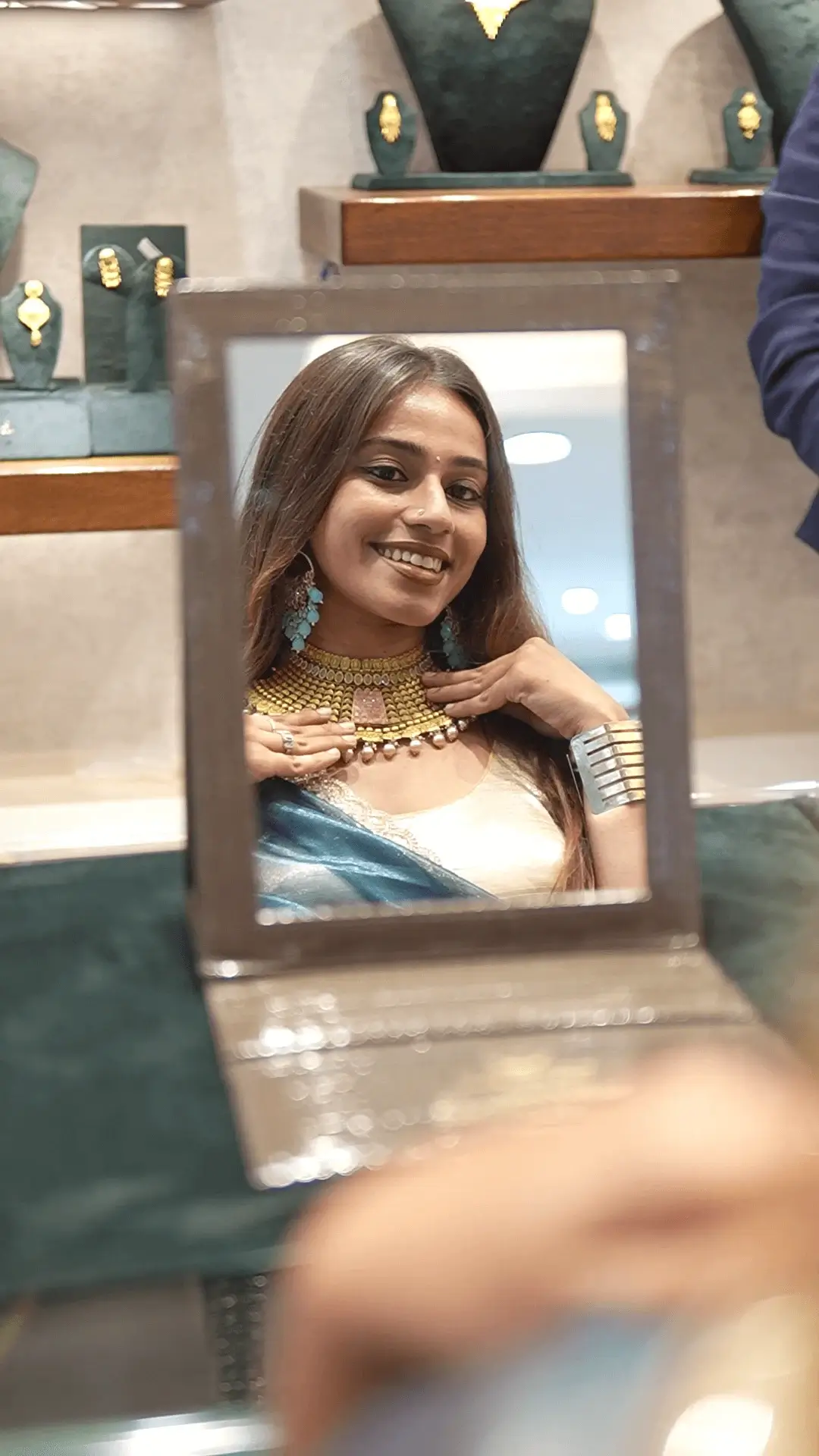 Gandevikar Jewellers